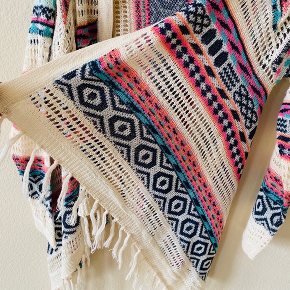 Pretty Pattern Cardigan - Picture 2 of 6